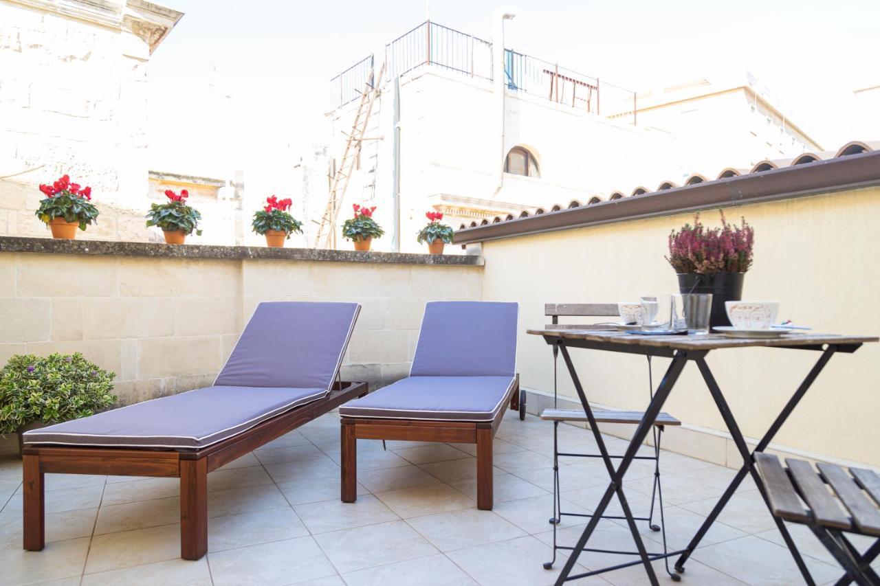 Casa Mamma Elvira Bed & Breakfast Lecce Exterior photo