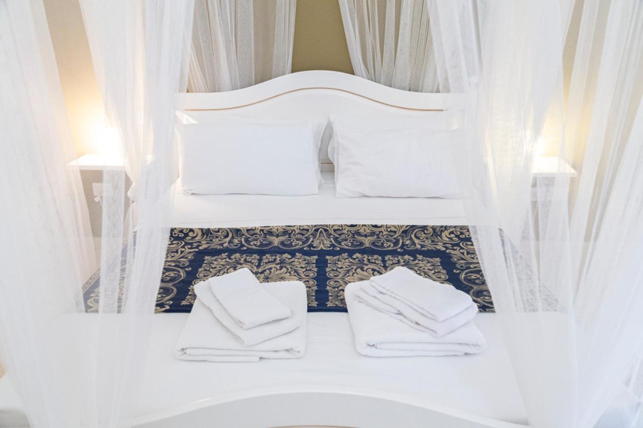 Casa Mamma Elvira Bed & Breakfast Lecce Exterior photo
