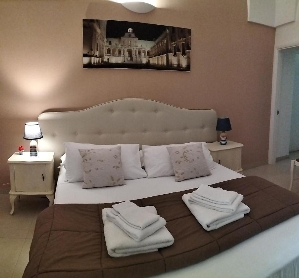 Casa Mamma Elvira Bed & Breakfast Lecce Exterior photo